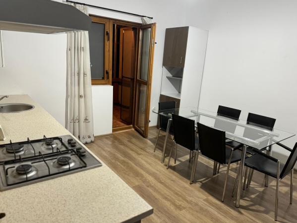 Apartament 2 camere 78 m² – Şos. Giurgiului, decomandat, balcone, centrală proprie