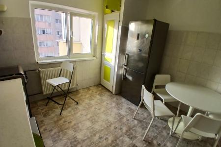 3 camere 74 m² de închiriat – Nerva Traian / Octavian Goga / Unirii