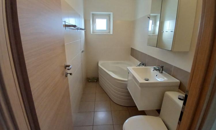 3 camere 74 m² de închiriat – Nerva Traian / Octavian Goga / Unirii