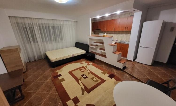 Garsoniera Spatioasa, Mall Vitan, 42 mp