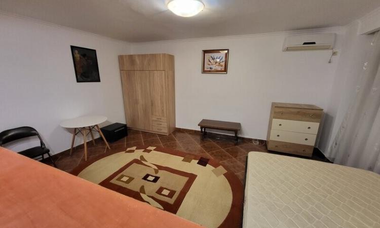 Garsoniera Spatioasa, Mall Vitan, 42 mp