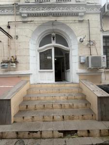 Apartament Parter in Vila, 4 Camere, Birouri si Firme, B.dul Unirii