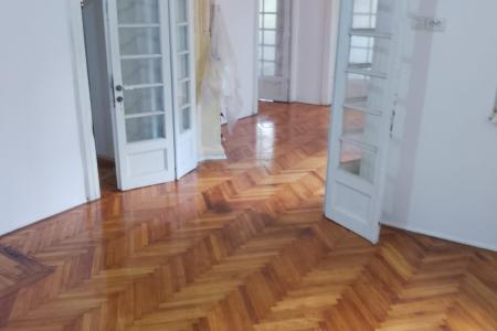 Vila Interbelica cu Etaj si Mansarda, Splaiul Unirii, Vanzare sau Chirie Parter