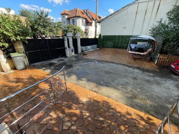 Casa Complet mobilata, ZonaTraian, Locuinta sau Birou, Curte Proprie mare