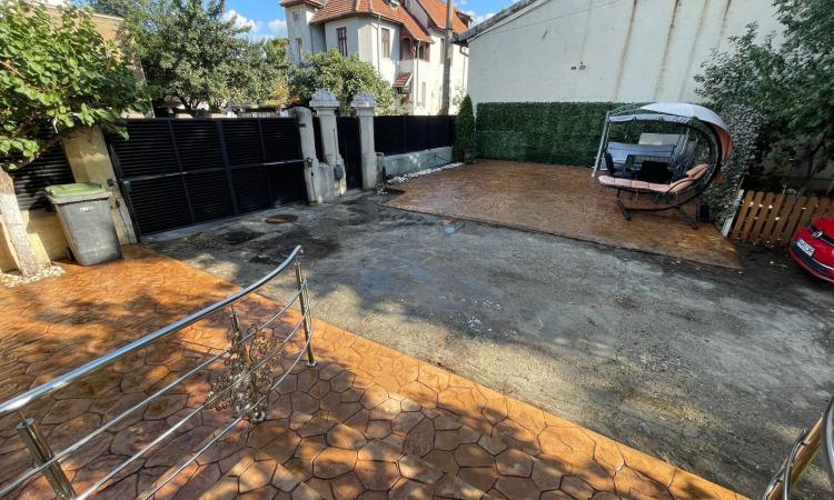 Casa Complet mobilata, ZonaTraian, Locuinta sau Birou, Curte Proprie mare