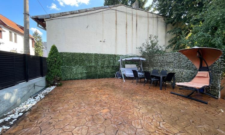 Casa Complet mobilata, ZonaTraian, Locuinta sau Birou, Curte Proprie mare