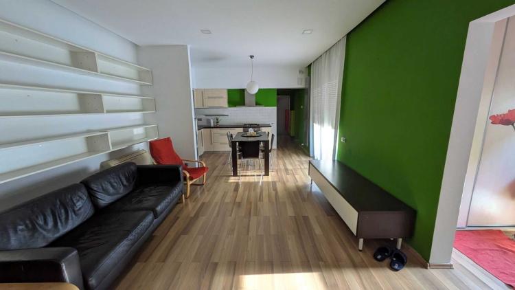 Vila curte proprie, Alba Iulia, 7 Camere, Mobilata