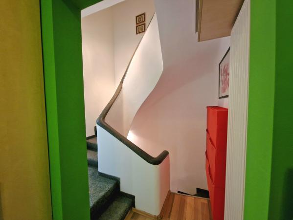 Vila curte proprie, Alba Iulia, 7 Camere, Mobilata
