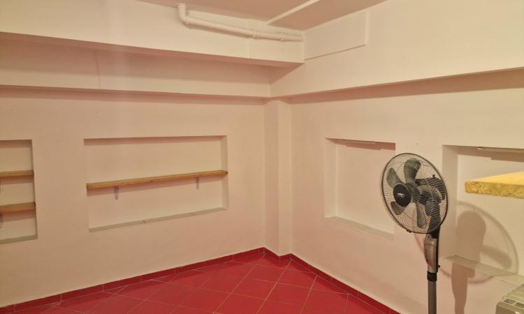 Vila curte proprie, Alba Iulia, 7 Camere, Mobilata