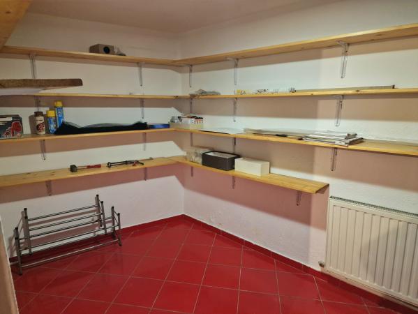 Vila curte proprie, Alba Iulia, 7 Camere, Mobilata