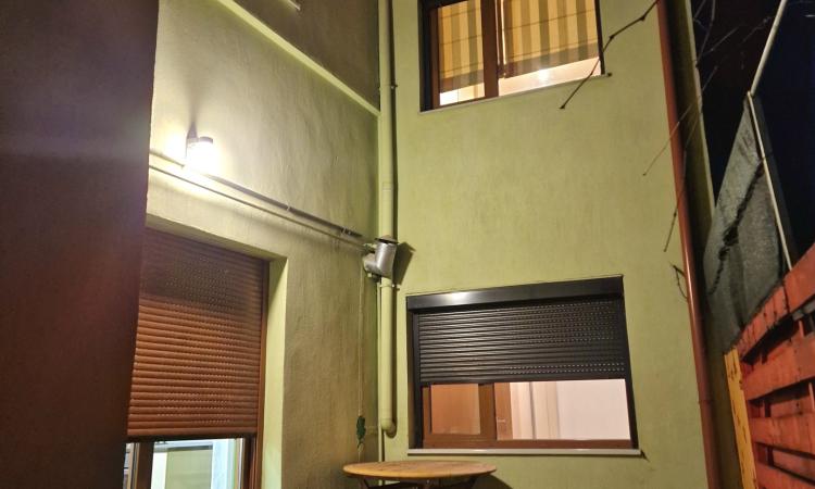Vila curte proprie, Alba Iulia, 7 Camere, Mobilata