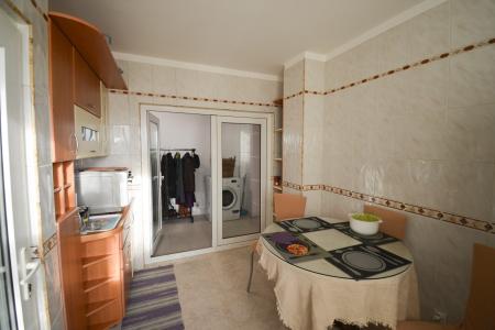 Apartament 3 camere | Burebista