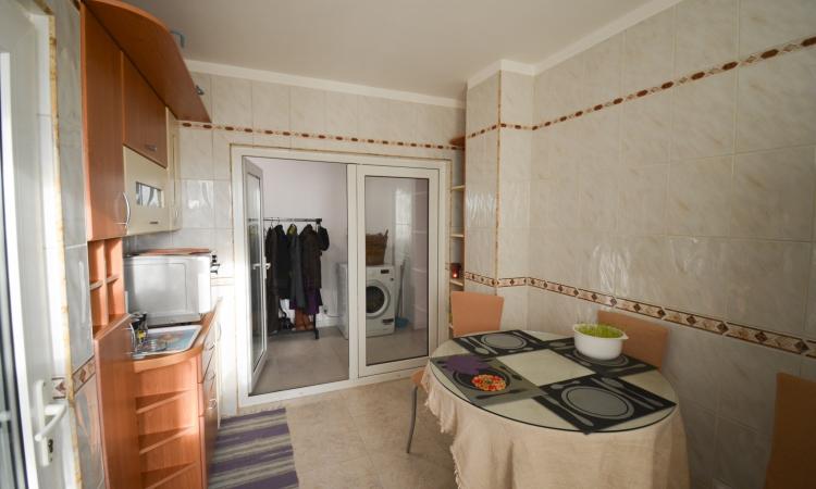 Apartament 3 camere | Burebista