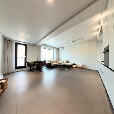 2 Camere - Central - Bloc nou