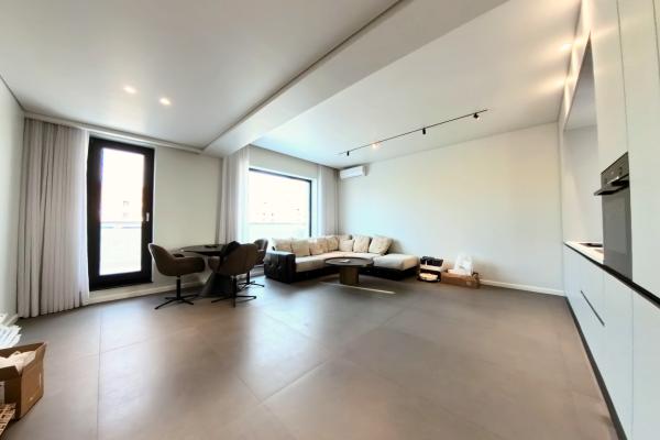 2 Camere - Central - Bloc nou