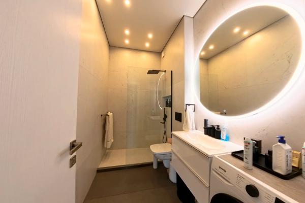 2 Camere - Central - Bloc nou