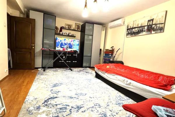 Vanzare apartament 2 camere, parter, loc de parcare, Parcul Copiilor