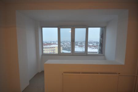 Decomandat, renovat complet, 52mp, Dambovila