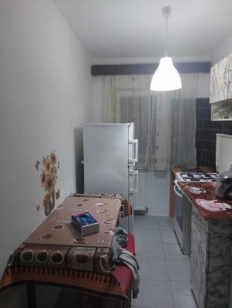 Apartament 1 camera, zona Dambovita, decomandat