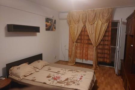Apartament 1 camera, zona Dambovita, decomandat