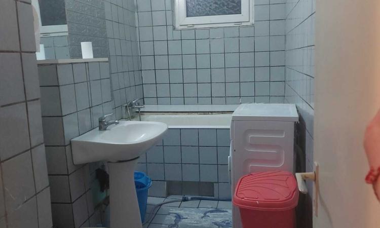 Apartament 1 camera, zona Dambovita, decomandat
