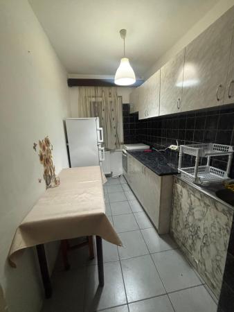 Apartament 1 camera, zona Dambovita, decomandat