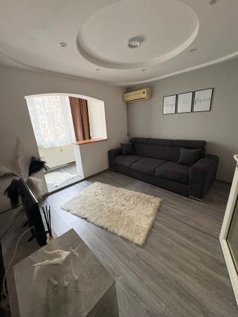 2 camere decomandat, etaj 2, zona Modern