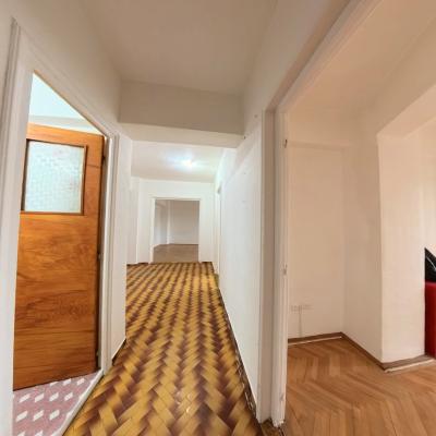 4 Camere - Nemobilat - Catedrala Nationala
