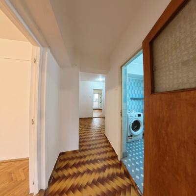 4 Camere - Nemobilat - Catedrala Nationala
