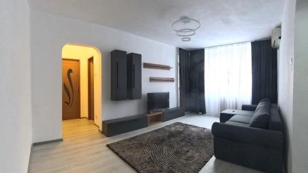 Vanzare Apartament 2 camere  Tineretului, Parter, Totul Nou