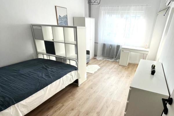 Vanzare Garsoniera Renovata, Mobilata si Utilata, Tineretului