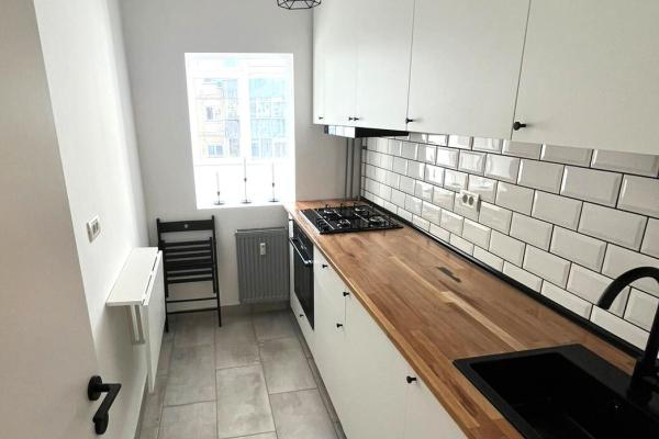 Vanzare Garsoniera Renovata, Mobilata si Utilata, Tineretului