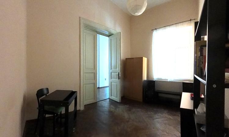 Vanzare apartament 3 camere in vila, Piata Regina Maria