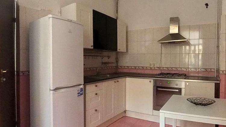 Vanzare apartament 3 camere in vila, Piata  Regina Maria