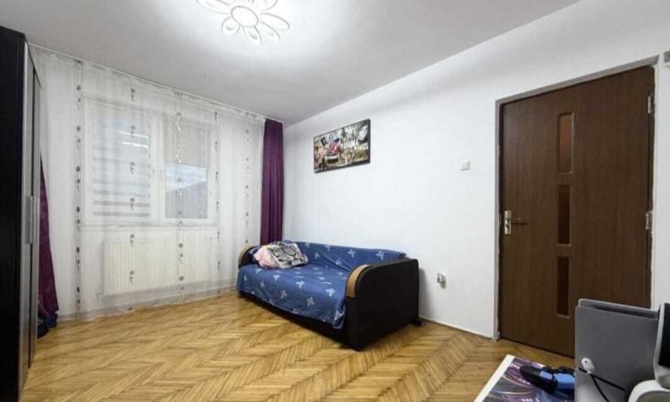 3 camere decomandat – etaj 3/4 – Șagului – lângă Școala Generală Nr. 2 Timișoara