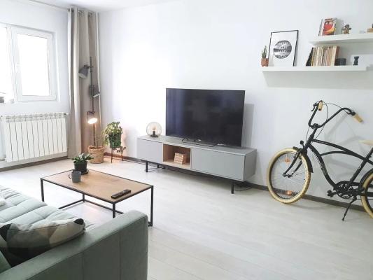 Vanzare Apartament 2 camere Tineretului, Modern, 2/10, cu loc de parcare