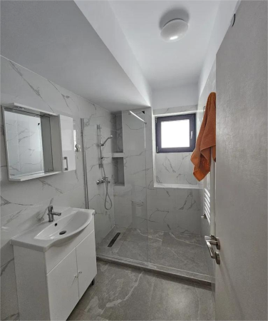 Apartament 2 camere bloc nou, terasă 37 mp,  Otopeni