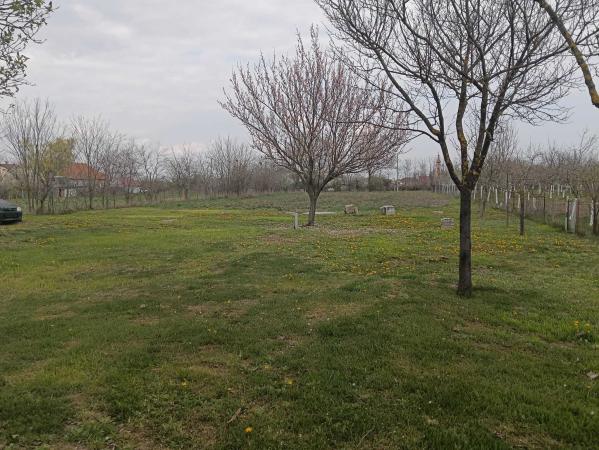 Teren intravilan investitie Padureni, 2 fronturi stradale