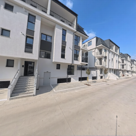 Apartament 2 camere în complex nou | Parcare inclusă | Terasă + balcon