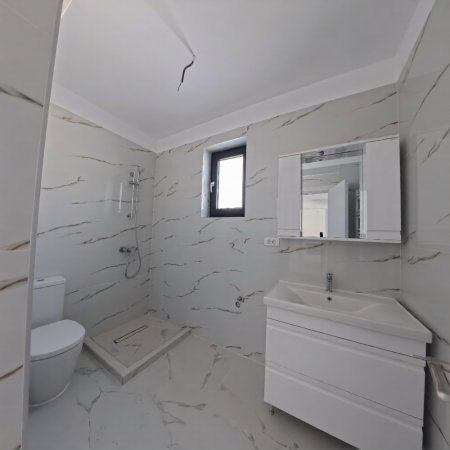 Apartament 2 camere în complex nou | Parcare inclusă | Terasă + balcon