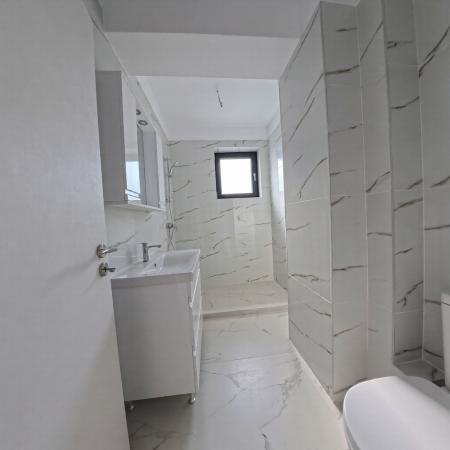 Apartament 2 camere în complex nou | Parcare inclusă | Terasă + balcon