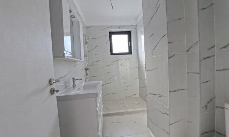 Apartament 2 camere în complex nou | Parcare inclusă | Terasă + balcon