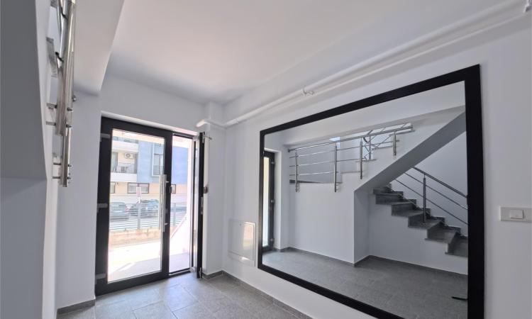 Apartament 2 camere în complex nou | Parcare inclusă | Terasă + balcon