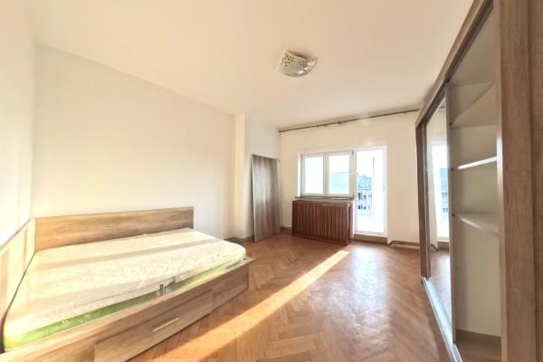 2 camere cu terasa 30 mp, Zona Romana - Universitate/Magheru