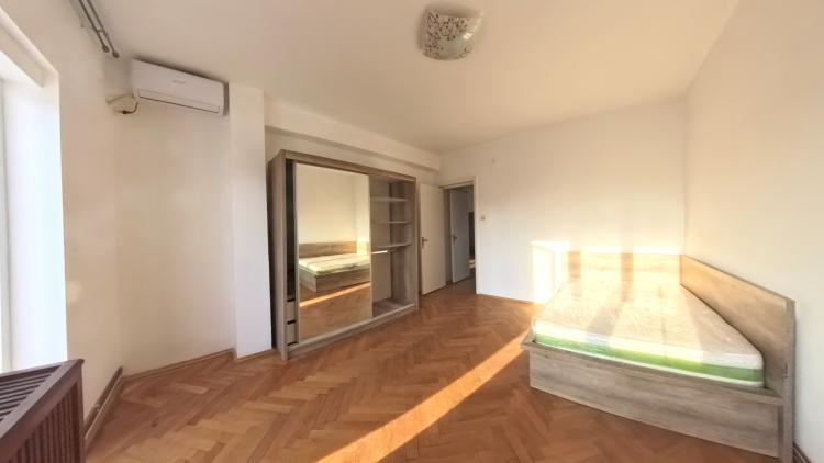 2 camere cu terasa 30 mp, Zona Romana - Universitate/Magheru