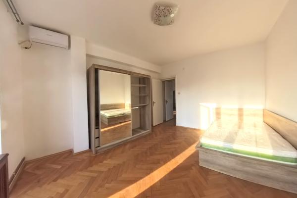 2 camere cu terasa 30 mp, Zona Romana - Universitate/Magheru