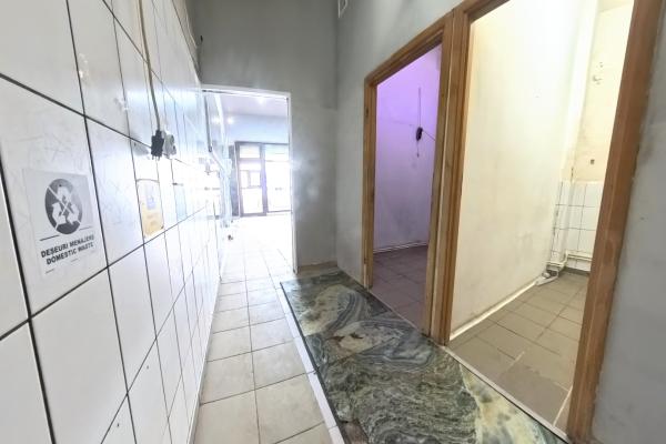 Spatiu comercia 60mp de inchiriat, stradal, Bucuresti, Calea Calarasi - Hala Traian