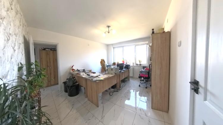 De vanzare apartament spatios 3 camere, Stefan cel Mare