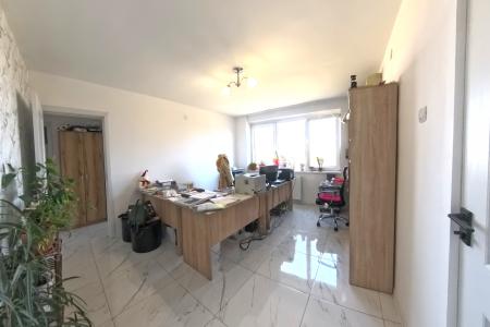 De vanzare apartament spatios 3 camere, Stefan cel Mare