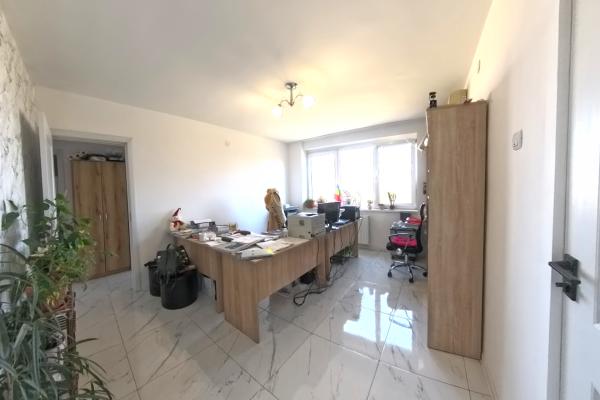De vanzare apartament spatios 3 camere, Stefan cel Mare